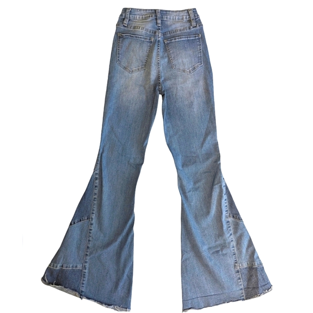 YMI patch flared jeans size 3 - Picture 3 of 9